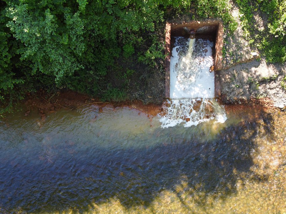 Slovenská řeka Slaná je úplně mrtvá. Otrávily ji chemikálie ze železorudného dolu